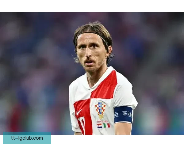意大利欧洲杯1-1战平克罗地亚成功晋级四强激战精彩回顾 意大利欧洲杯1-1战平克罗地亚成功晋级四强激战精彩回顾